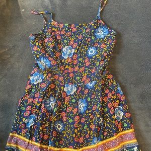 Floral pattern shorts romper